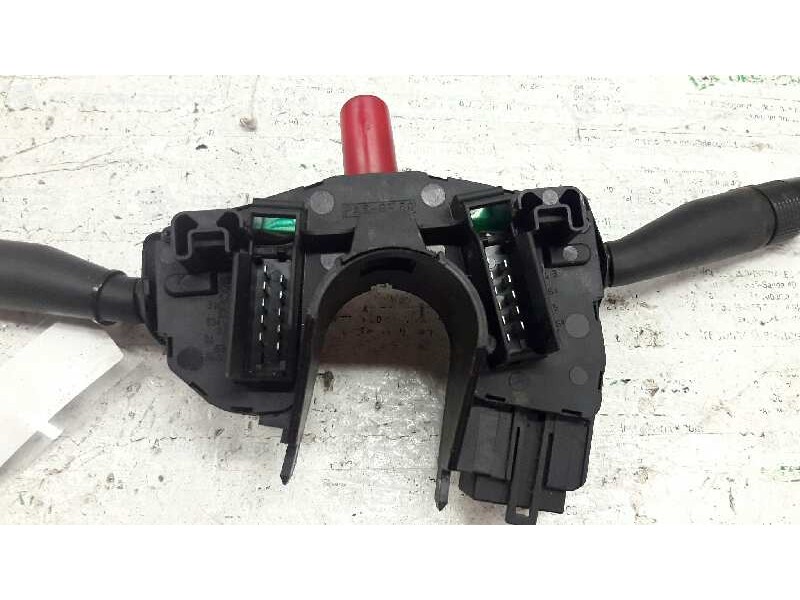 Recambio de mando multifuncion para ford fiesta berl./courier referencia OEM IAM   