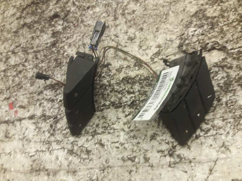 Recambio de mando radio para opel combo (corsa c) familiar referencia OEM IAM  4 PINS 