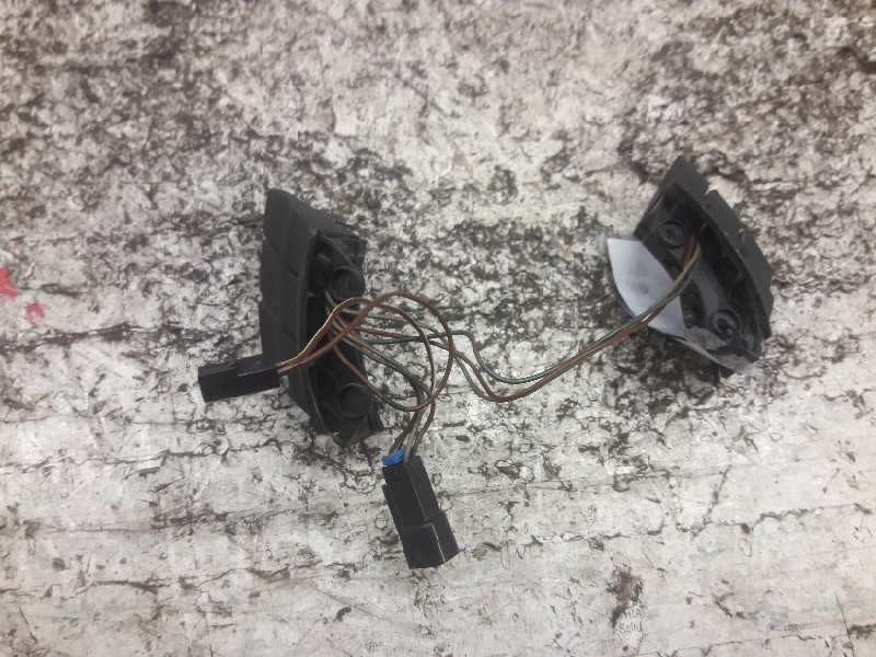 Recambio de mando radio para opel combo (corsa c) familiar referencia OEM IAM  4 PINS 