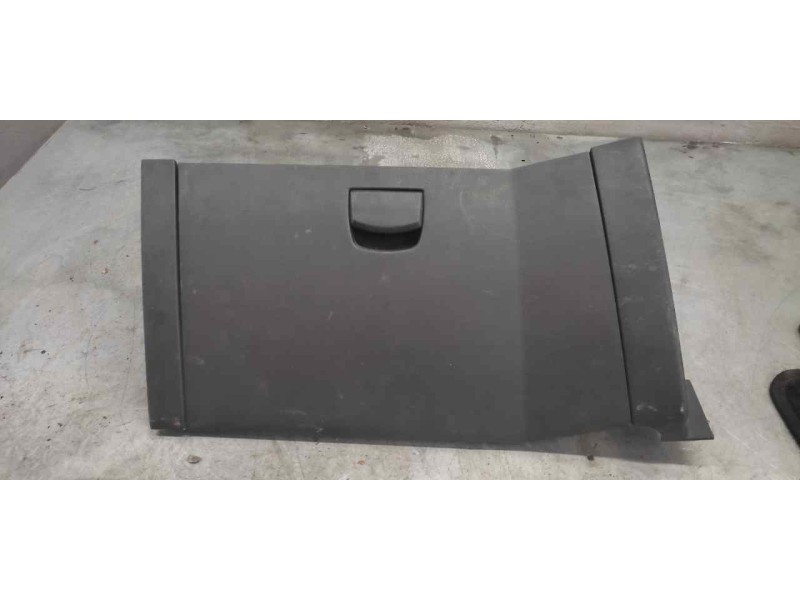 Recambio de guantera para ssangyong kyron 270 xdi limited 4wd referencia OEM IAM   