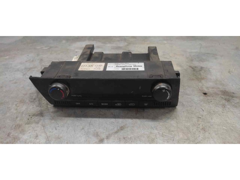 Recambio de mando climatizador para ssangyong kyron 270 xdi limited 4wd referencia OEM IAM 6870009080  