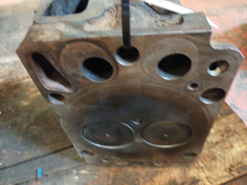 Recambio de culata para mercedes-benz mk / om 422 1726 bm 652 l (largo) referencia OEM IAM 4030161701  