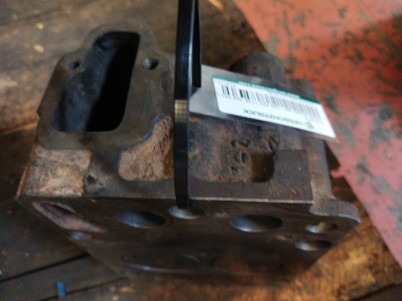 Recambio de culata para mercedes-benz mk / om 422 1726 bm 652 l (largo) referencia OEM IAM 4030161701  