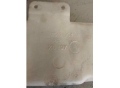 Recambio de deposito limpia para renault serie d referencia OEM IAM 28910LC40A 7485151524  2