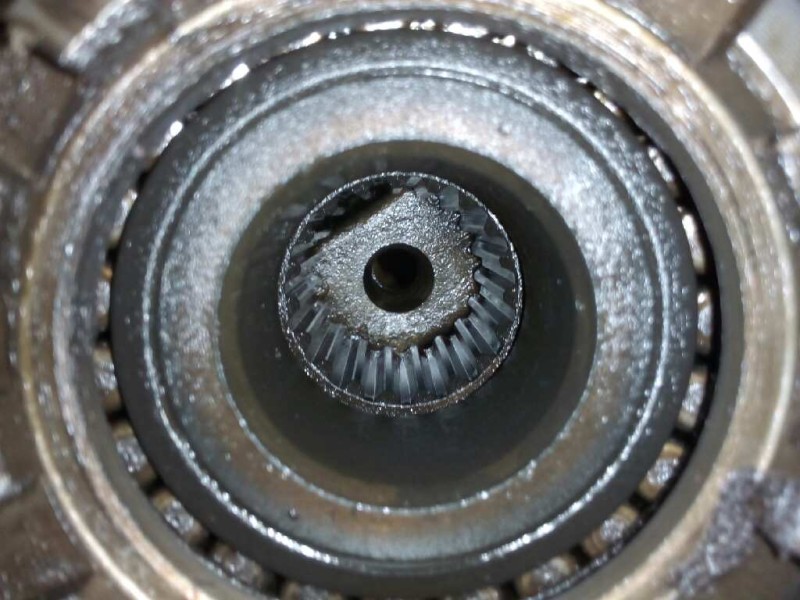 Recambio de grupo para nissan trucks l80.09 bomba rotativa con compresor referencia OEM IAM 35X9  