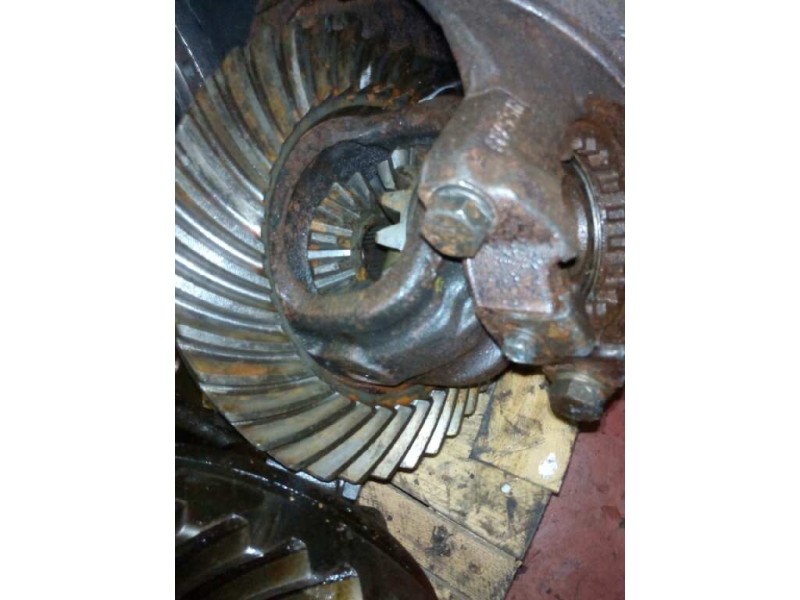 Recambio de grupo para nissan trucks cabstar e 110.35 referencia OEM IAM 37X10  