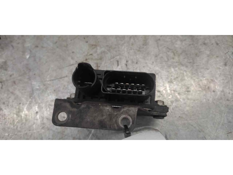 Recambio de modulo electronico para bmw serie 5 berlina (e60) 520d referencia OEM IAM 779800003 522120102 