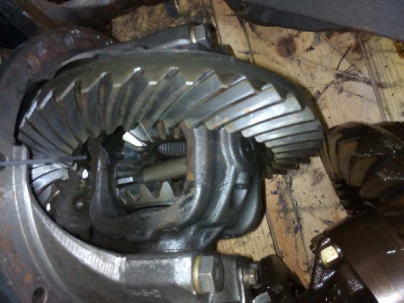 Recambio de grupo para nissan trucks l80.09 bomba rotativa con compresor referencia OEM IAM 39X10  