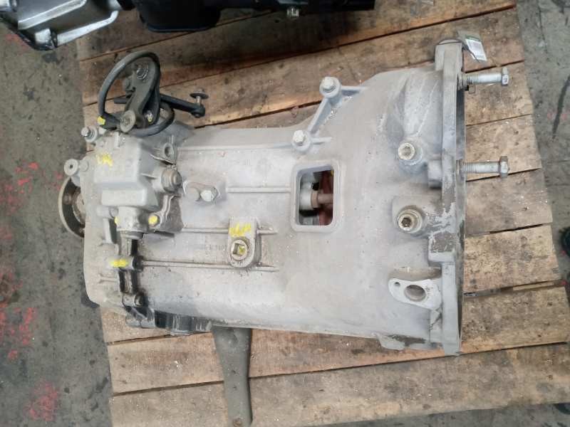 Recambio de caja cambios para nissan trucks cabstar 35.13 (131cv) referencia OEM IAM 321019X50A 321319X50A 