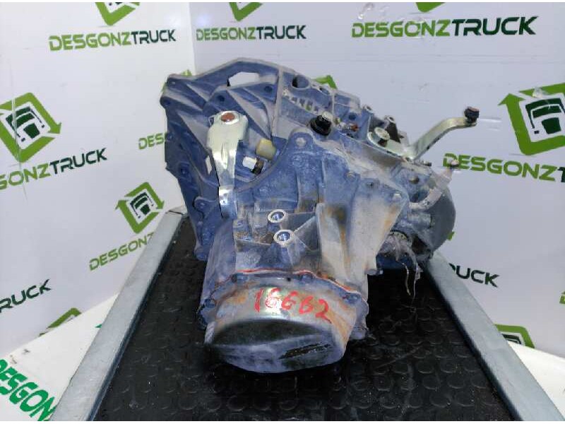 Recambio de caja cambios para peugeot 405 berlina sillage referencia OEM IAM 20CM02  