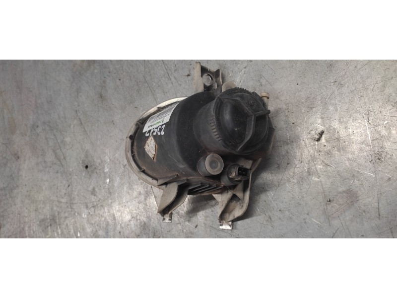 Recambio de faro antiniebla izquierdo para peugeot 206 berlina xt referencia OEM IAM   2 PINS