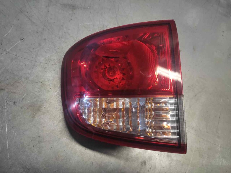 Recambio de piloto trasero izquierdo para ssangyong kyron 270 xdi limited 4wd referencia OEM IAM   