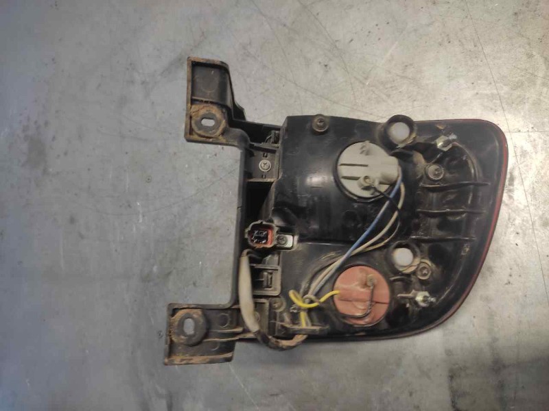 Recambio de piloto trasero izquierdo para ssangyong kyron 270 xdi limited 4wd referencia OEM IAM   
