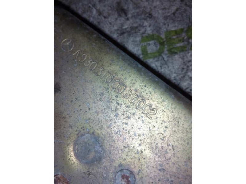 Recambio de cierre cabina derecho para mercedes trucks actros 1848 ak (476cv) referencia OEM IAM A9303100083002  