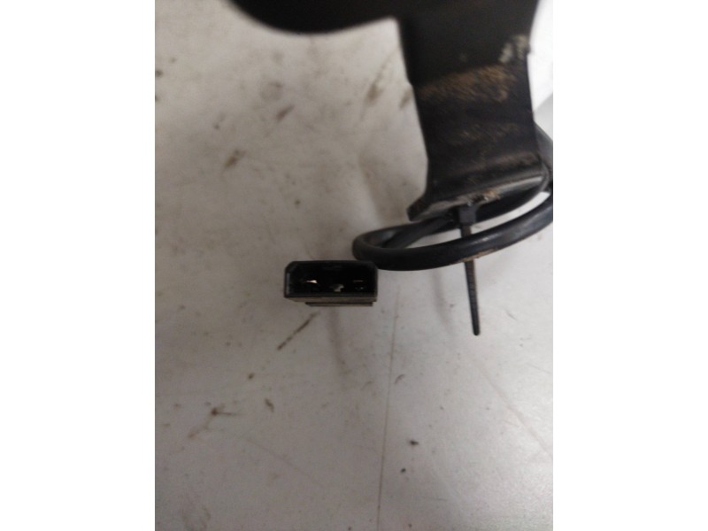 Recambio de enganche de cinturon izquierdo para renault magnum ab 2005 12.8 diesel referencia OEM IAM   