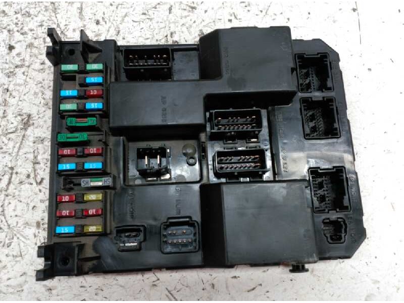 Recambio de caja reles / fusibles para peugeot 307 (s1) xr clim plus referencia OEM IAM 96511978080 BSI 