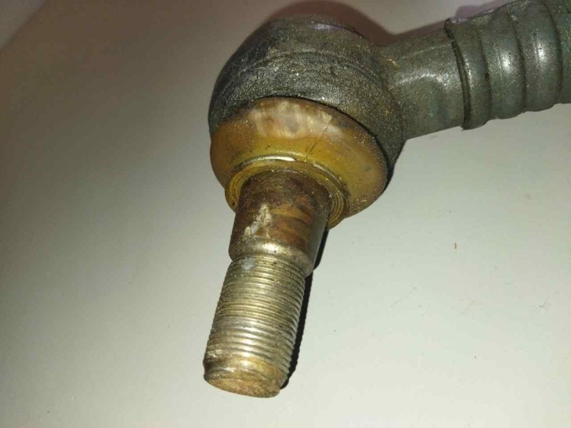 Recambio de tirante trasero derecho para volvo fh16 16.1 diesel referencia OEM IAM 21012535 21012536 