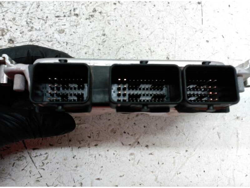 Recambio de centralita motor uce para peugeot 307 (s1) xr clim plus referencia OEM IAM 9657823980 0261207474 