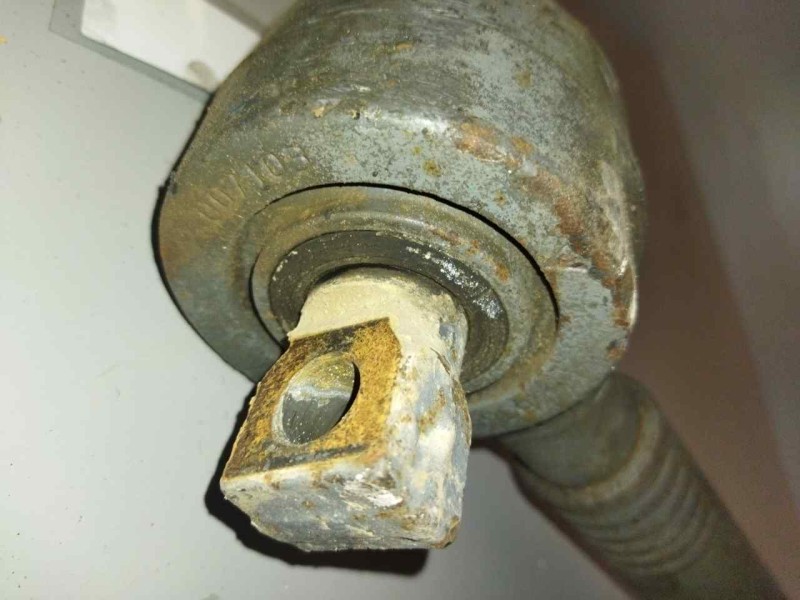 Recambio de tirante trasero izquierdo para volvo fh16 16.1 diesel referencia OEM IAM 20517494  