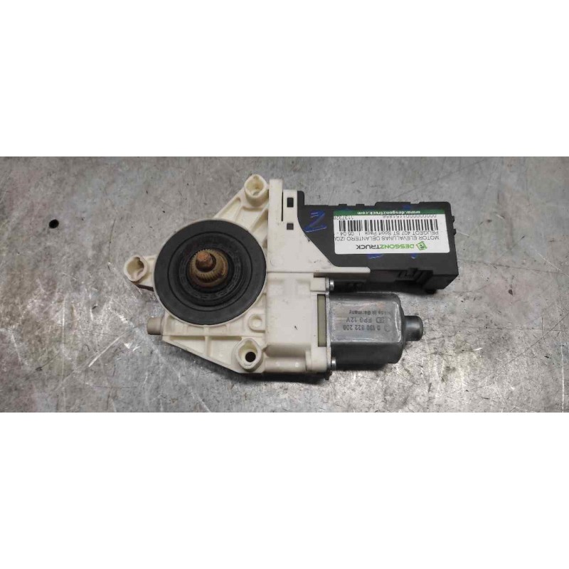 Recambio de motor elevalunas delantero izquierdo para peugeot 407 st sport pack referencia OEM IAM 1137328125 0130822200 