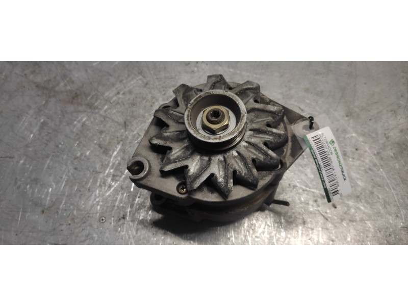 Recambio de alternador para peugeot 205 berlina 1.8 d mito referencia OEM IAM 0986032790  