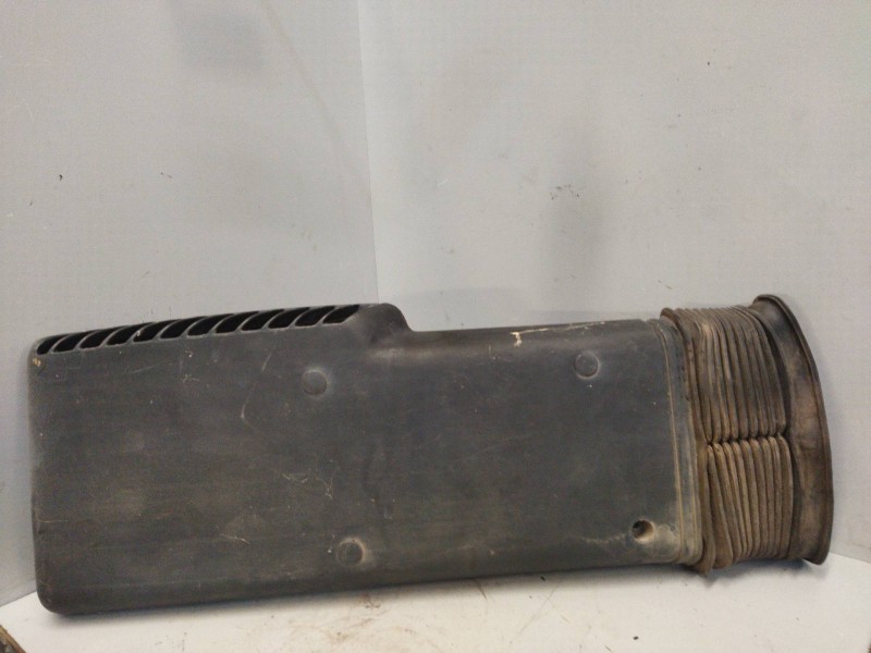 Recambio de chimenea caja filtro para renault hr xxx.18/26 premium 01 referencia OEM IAM 5010334521  