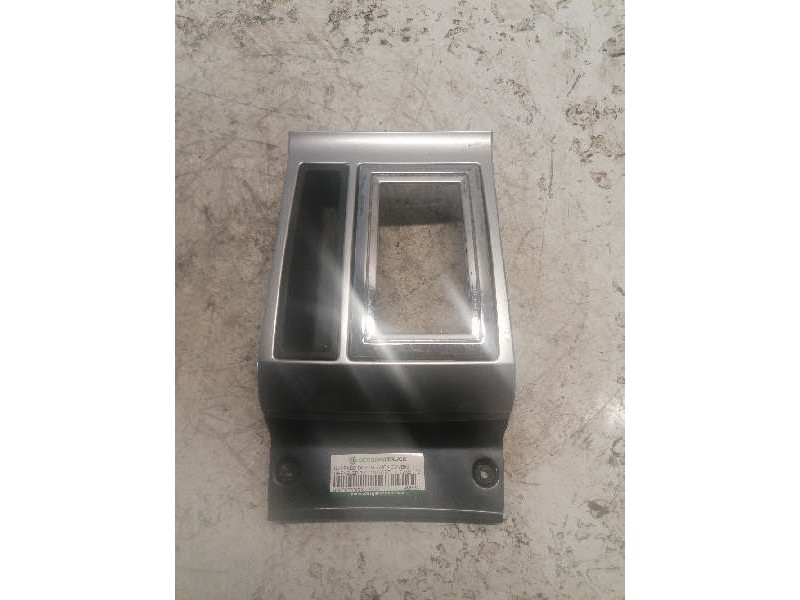 Recambio de guarnecidos palanca cambio para chrysler 300 c 3.0 crd referencia OEM IAM 48876A  