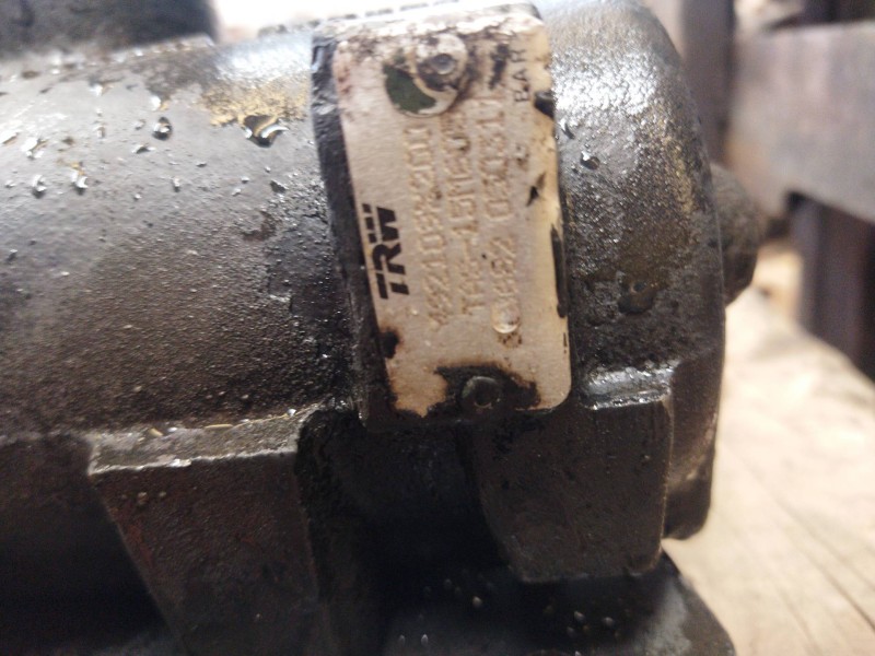 Recambio de caja direccion para nissan cabstar 01.04  cabina simple cabina individual referencia OEM IAM 492109X200 TAS15M605 