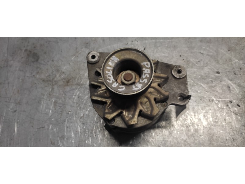 Recambio de alternador para volkswagen passat (321/23/27/31) cl referencia OEM IAM 0120489195  