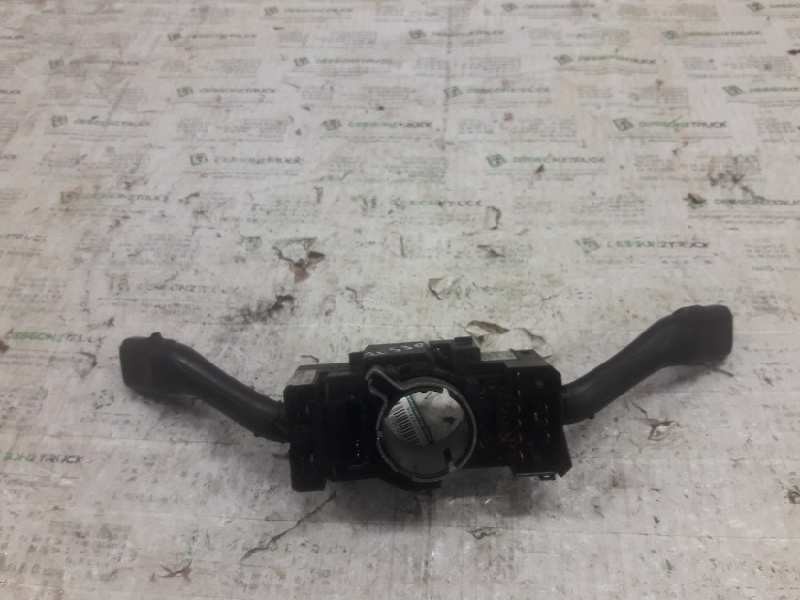 Recambio de mando multifuncion para volkswagen new beetle (9c1/1c1) referencia OEM IAM 8L0953513G 4B0953503E 11/8/2 PINS