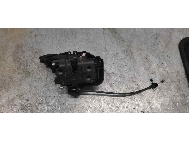 Recambio de cerradura puerta delantera derecha para ford focus turnier (cb4) trend referencia OEM IAM 7M5AR21812AA 6 PINS 