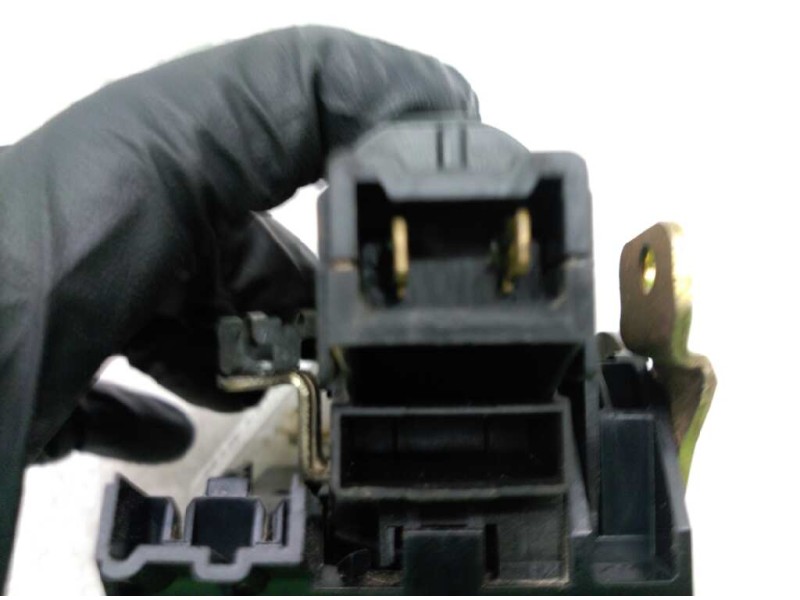 Recambio de cerradura puerta delantera derecha para renault kangoo (f/kc0) alize referencia OEM IAM 7701046800  