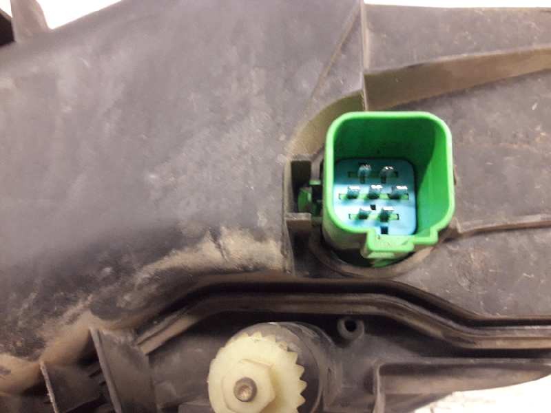 Recambio de faro derecho para ford mondeo berlina (ge) ambiente referencia OEM IAM 1S7113005  