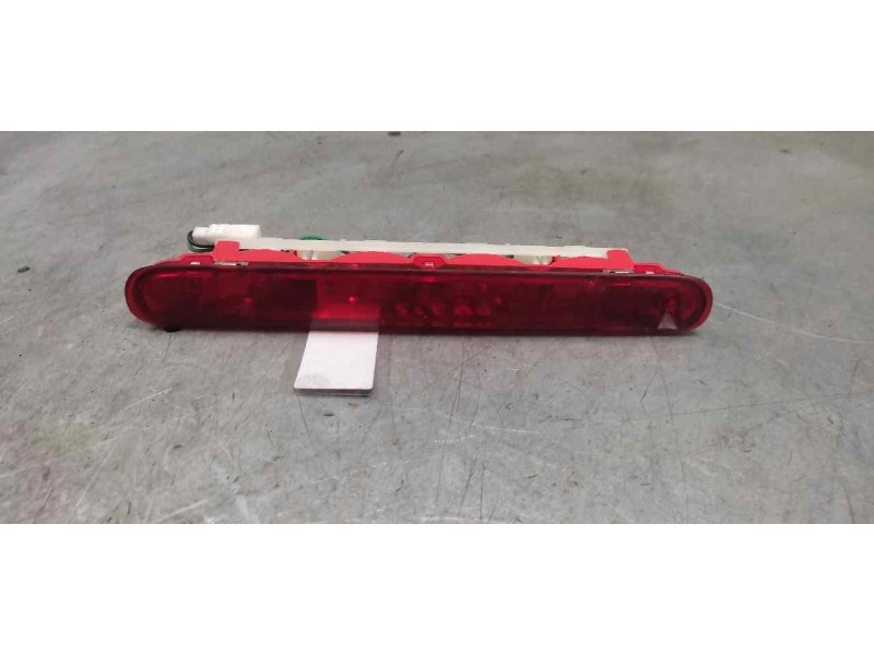 Recambio de luz central de freno para hyundai i20 city s referencia OEM IAM   2 PINS