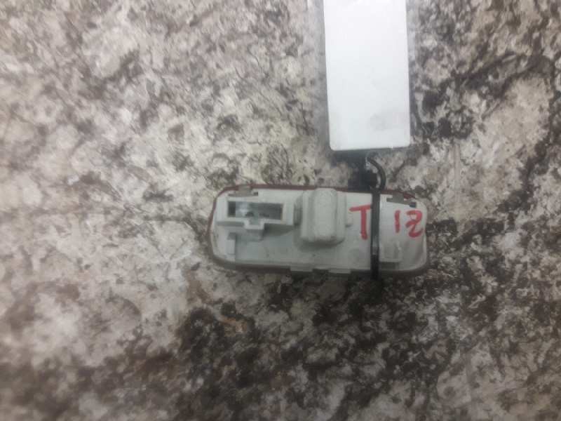 Recambio de luz interior para volkswagen passat berlina (3c2) highline referencia OEM IAM 1K0947411A TRASERA IZQUIERDA 