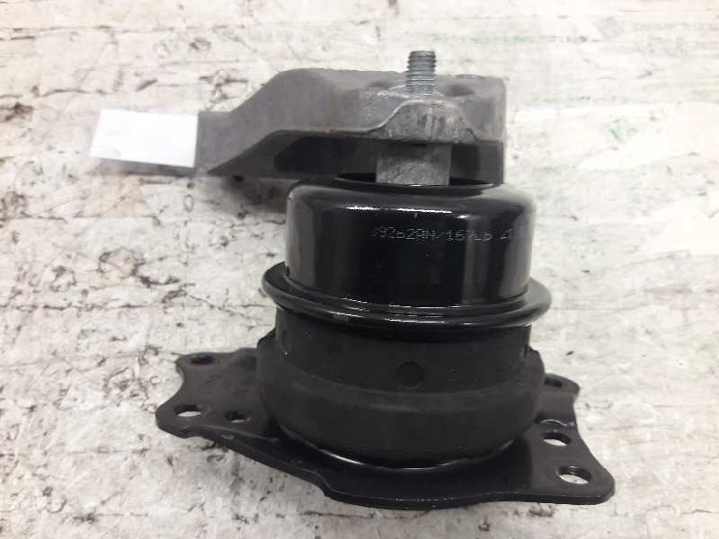 Recambio de soporte motor derecho para volkswagen polo (9n1) conceptline referencia OEM IAM 6Q0199185  