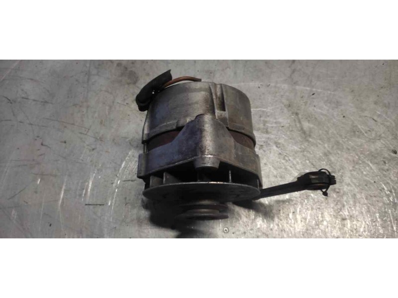Recambio de alternador para volkswagen santana (327) lx referencia OEM IAM 0120469545 14V 90A 22 BOSCH