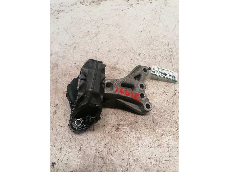 Recambio de soporte motor para peugeot 208 style referencia OEM IAM 9676771080  