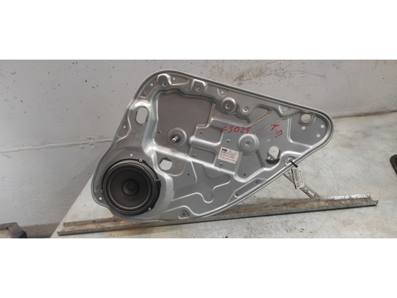 Recambio de elevalunas trasero derecho para ford focus turnier (cb4) trend referencia OEM IAM 7M51A24994BB  