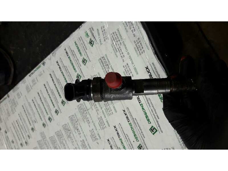 Recambio de inyector para peugeot 207 confort referencia OEM IAM   