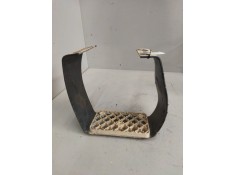 Recambio de peldaño izquierdo para iveco eurotech cursor (mh) 7.8 diesel referencia OEM IAM   