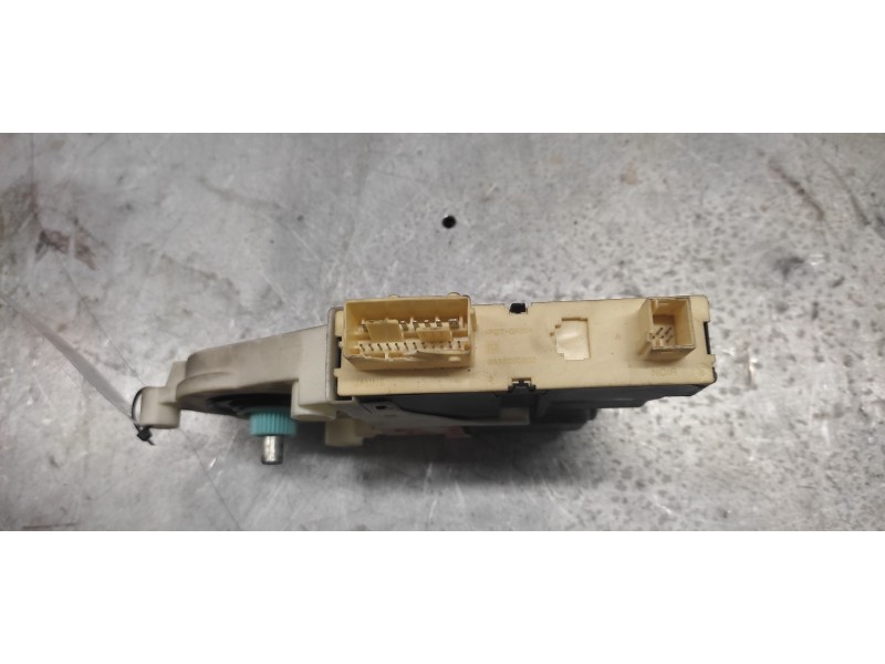 Recambio de motor elevalunas delantero derecho para peugeot 307 berlina (s2) x-line referencia OEM IAM 996388103  