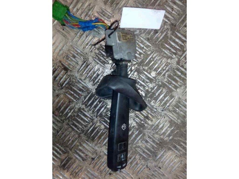 Recambio de mando limpia para volvo fh xxx referencia OEM IAM 20700927  