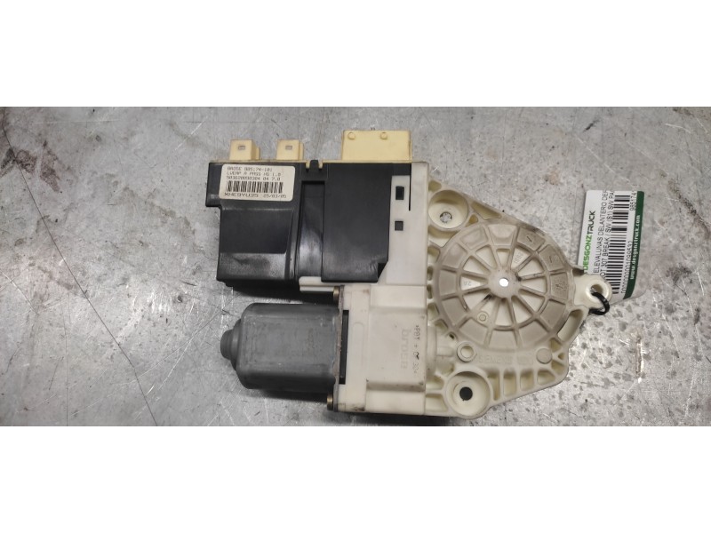 Recambio de motor elevalunas delantero derecho para peugeot 307 break / sw (s1) sw pack referencia OEM IAM 985174101  