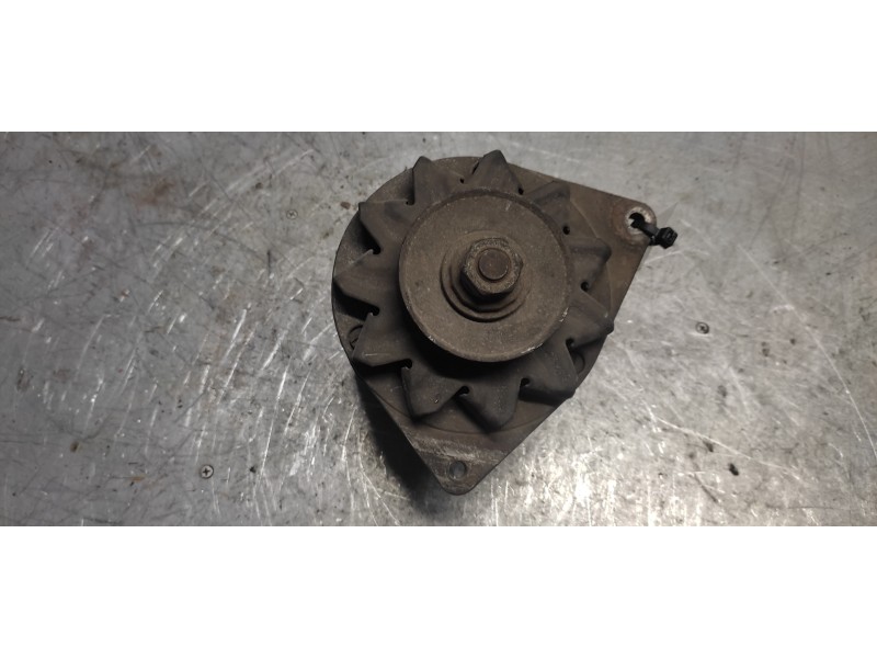 Recambio de alternador para land rover discovery (salljg/lj) referencia OEM IAM 9120143205 14V 33A BOSCH