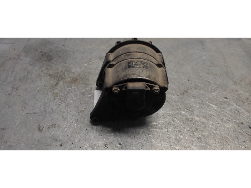 Recambio de alternador para land rover discovery (salljg/lj) referencia OEM IAM 9120143205 14V 33A BOSCH