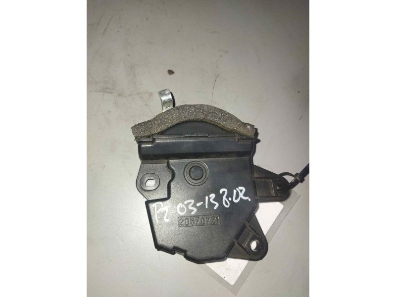 Recambio de maneta interior delantera izquierda para volvo fh xxx referencia OEM IAM 20570721  