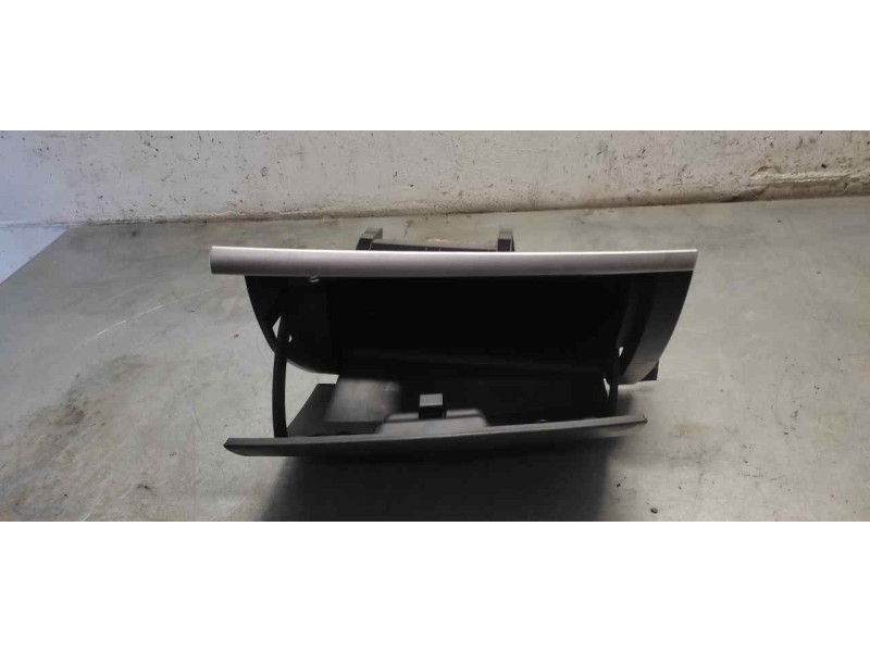 Recambio de guantera para renault clio iii authentique referencia OEM IAM   