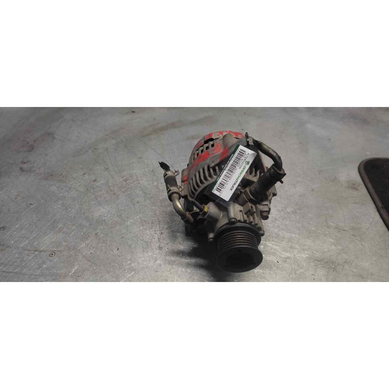 Recambio de alternador para land rover defender (ld) tdi 110 familiar (83kw) referencia OEM IAM YLF12000 1002132530 DENSO