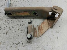 Recambio de bisagra puerta corredera para nissan vanette cargo vanette cargo caja cerrada referencia OEM IAM  DERECHA CENTRAL 
